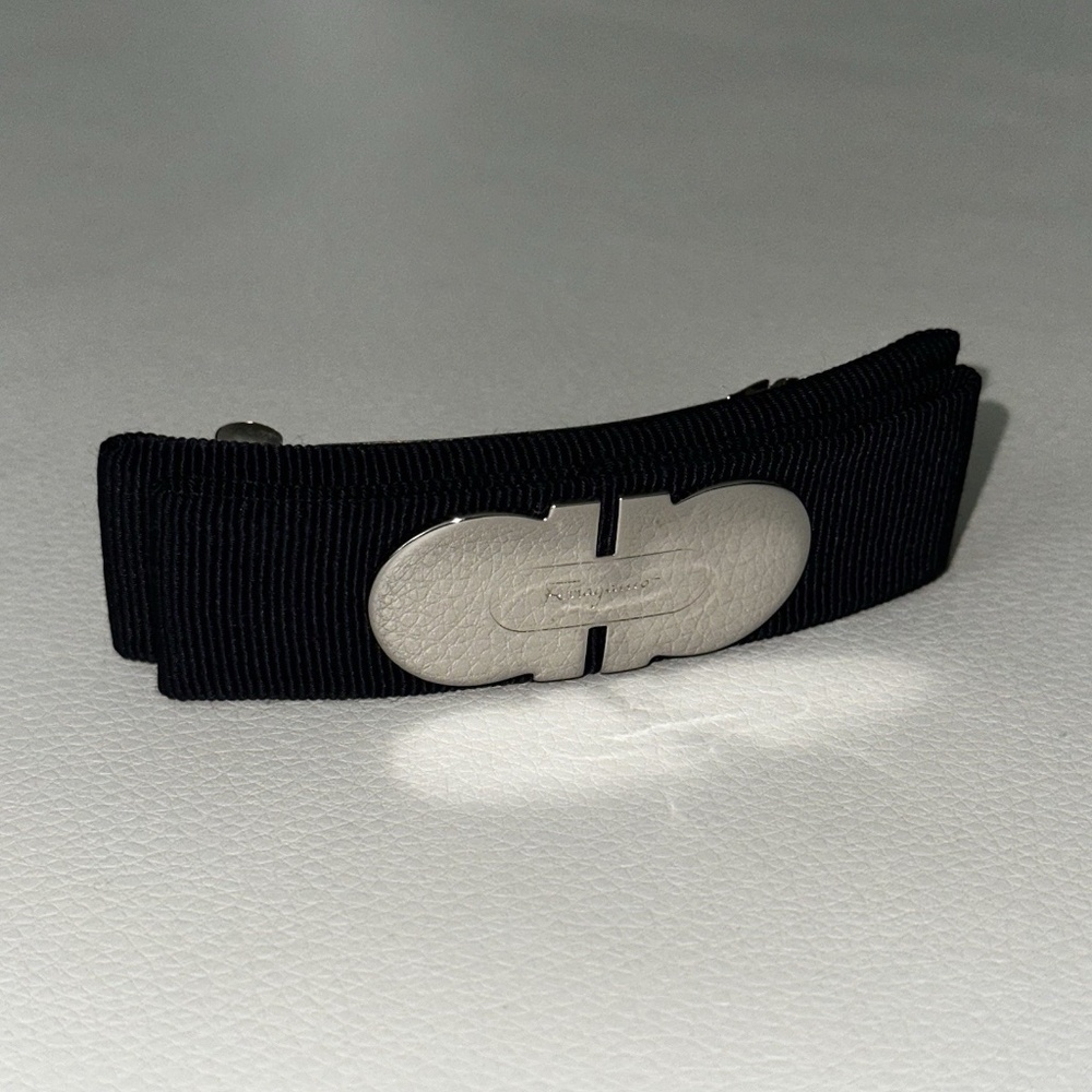 Salvatore Ferragamo Ribbon Barrette Gancini Hair Clip NAVY & SILVER